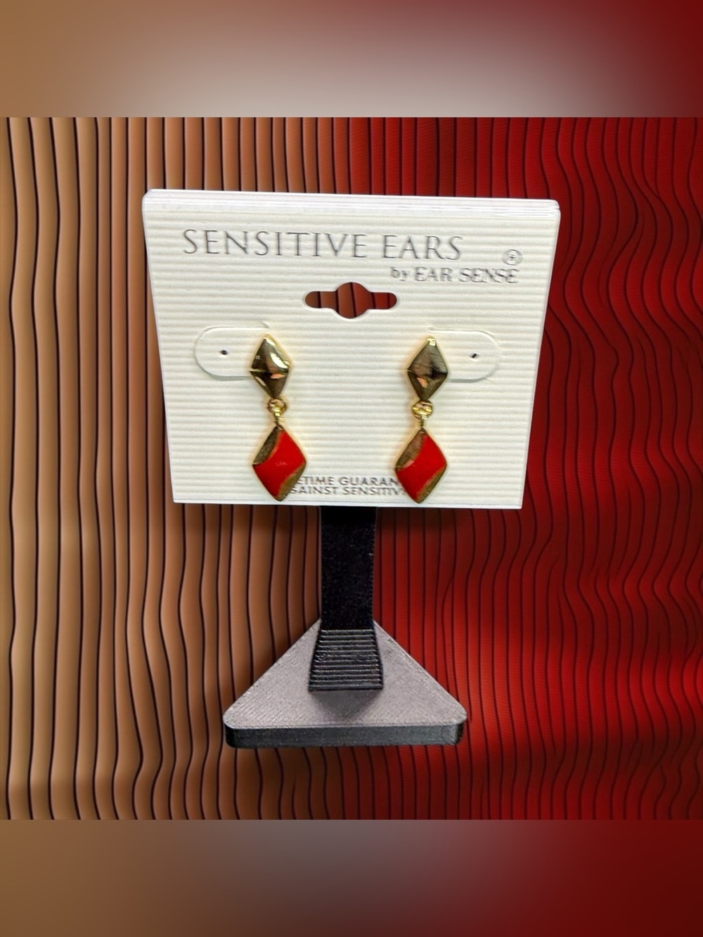 💛♥️Sensitive Ears by Ear Sense💛♥️Gold-Tone & Red Geometric Drop Earrings/NIP